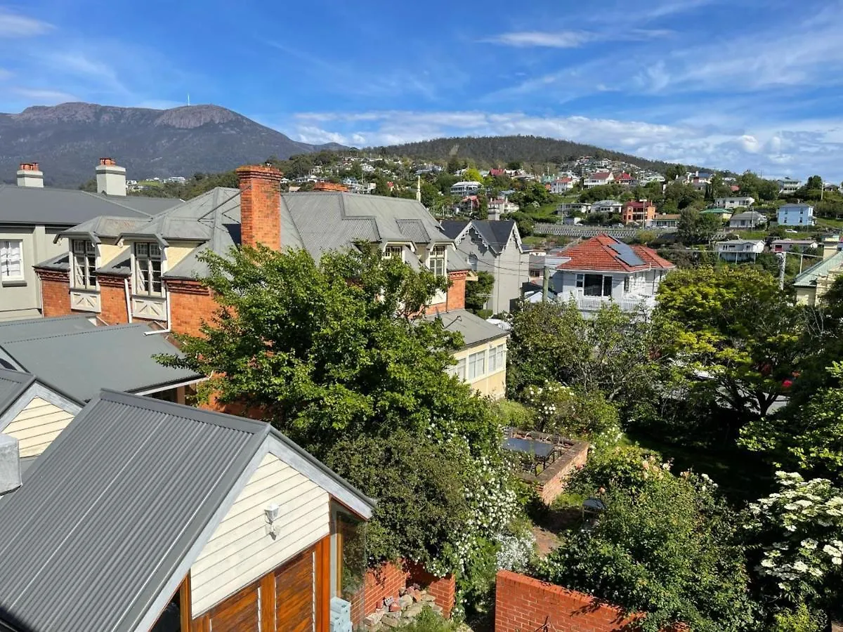 Lowena Cafe And Accommodation Hobart Australia